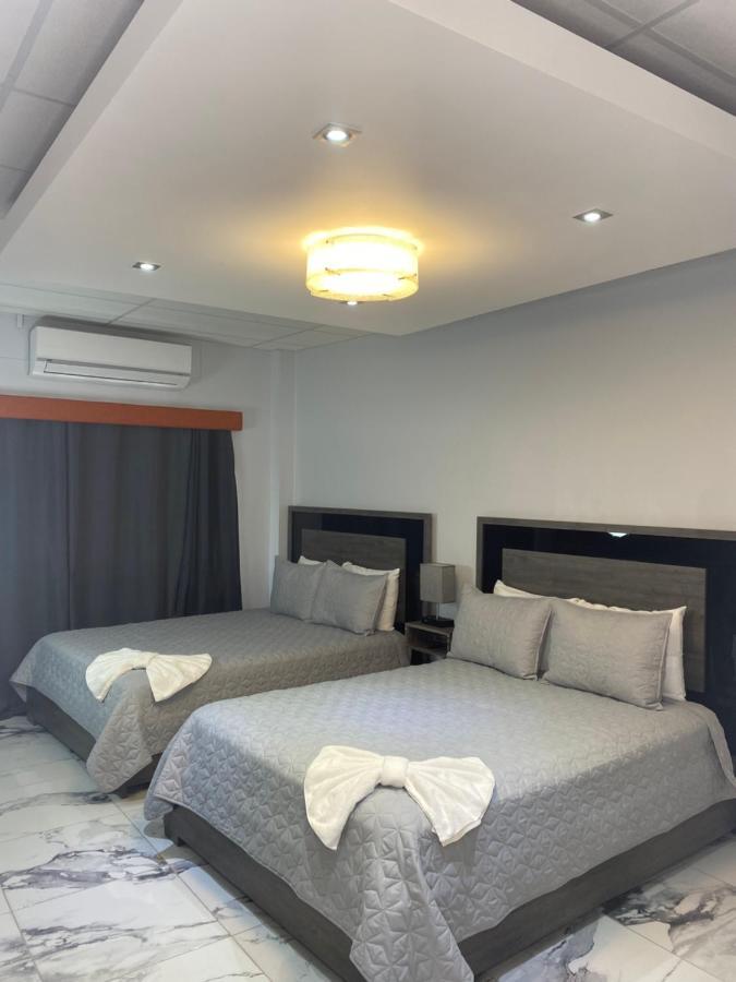 Itza-Bella Suites Isabela Esterno foto