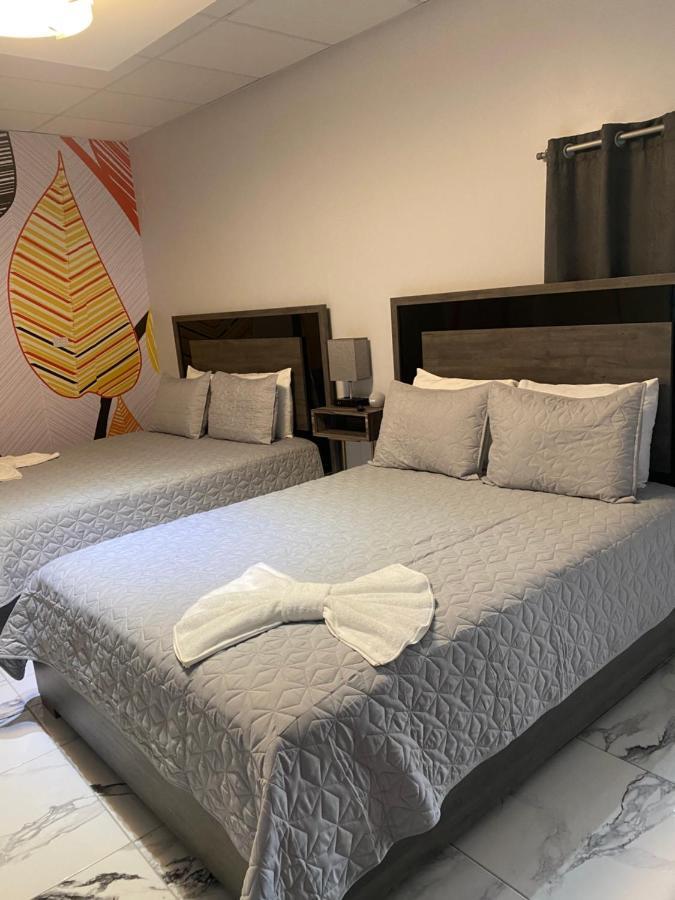 Itza-Bella Suites Isabela Esterno foto