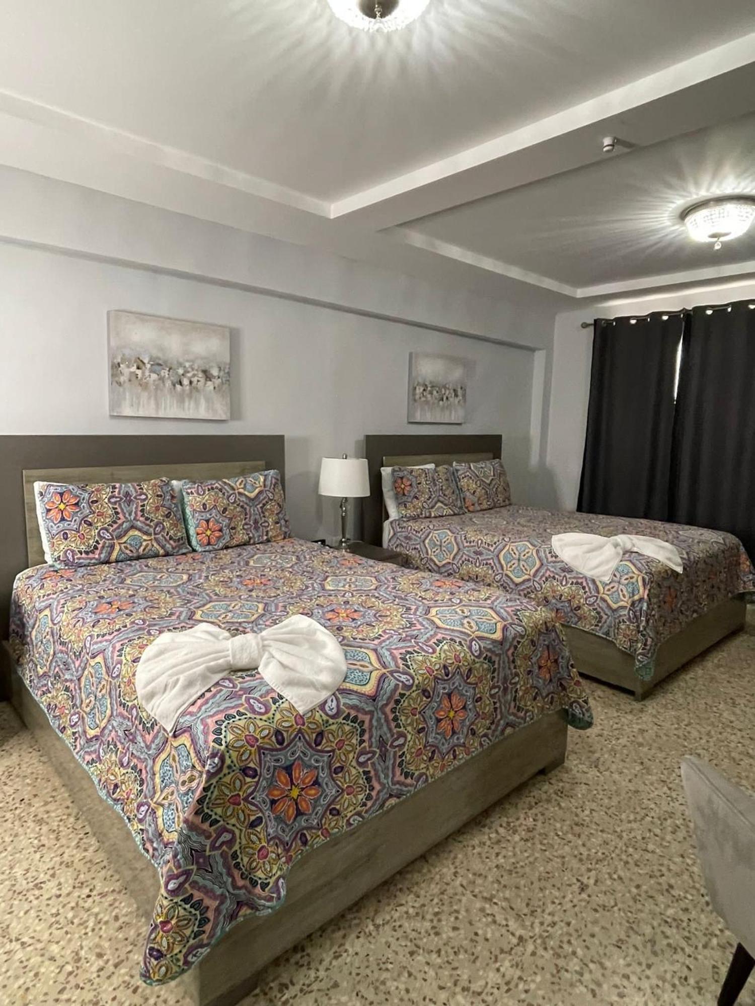 Itza-Bella Suites Isabela Esterno foto
